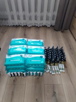 Засоби гігієни та спрей від комарів