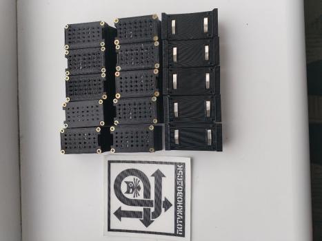 15 зарядних пристроїв до рації Motorola DP4xxx - Донецький напрямок
