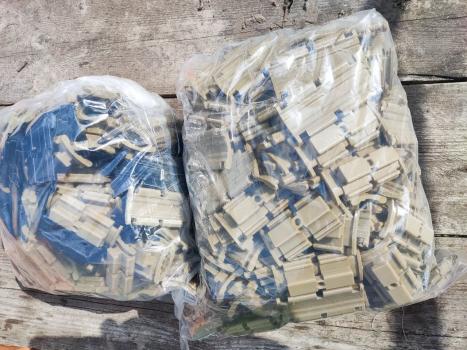 330 кронштейнів для скидів